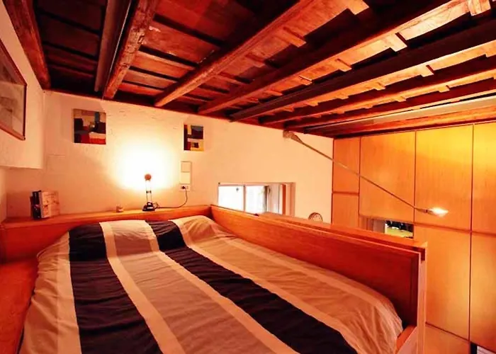 Architect Designed Trendy Flat By Colosseum Apartment Rom