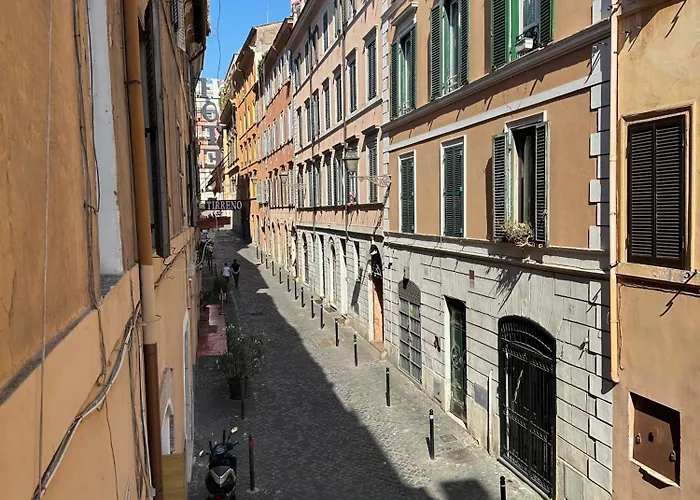Architect Designed Trendy Flat By Colosseum