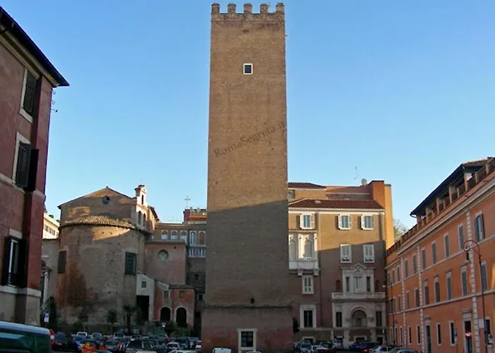 Apartment Architect Designed Trendy Flat By Colosseum