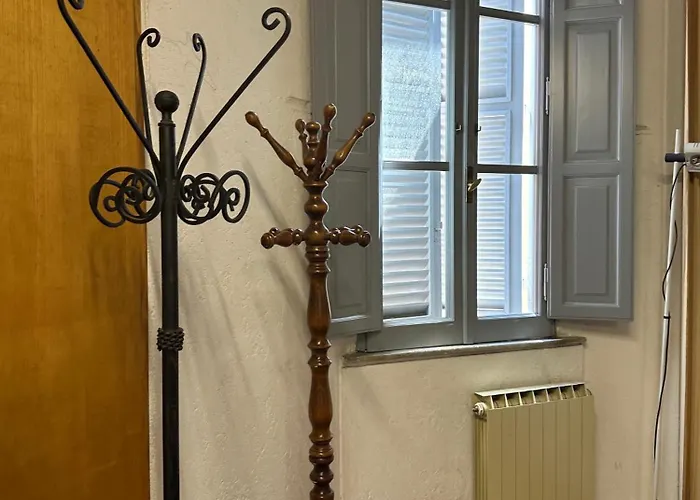 Architect Designed Trendy Flat By Colosseum * Rom